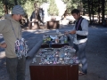 Préparation du matériel à Camp 4. Camp 4 est un camping du Parc national du Yosemite Californie. Il est connu dans le monde de l'escalade depuis la fin des années 1940, comme étant le camp de base des grimpeurs de la vallée du Yosemite