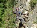 Maitre Cambon sur sa corde perchée, en plein travaux acrobatiques !