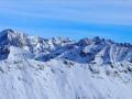 Hautes cimes des Écrins avec la Muzelle (2ème sommet à gauche)