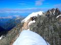 Le sommet de la Cime du Vallon se confond avec celui de l'Olan juste sur sa droite