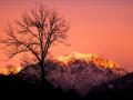 Lumière, sublime et éphémère, de fin de journée sur la Tête du Vet depuis chez nous !