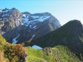 Le sommet de la Cavale à droite et les sommets du Coiro encore bien loin