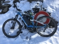 Fin de la montée à vélo à l'intersection de la piste qui mène à la Vacherie située en face nord du Colombier et  à l'aplomb du Villard