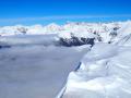 Corniche sommitale du Gigon et au fond, le massif des Écrins