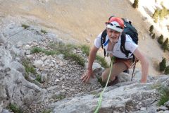 Stefan découvre les joies de l'escalade