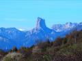 Le Mont-Aiguille depuis les hauteurs de Notre-Dame-de-Vaux