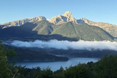 Le lac du Sautet et l'Obiou depuis Corps