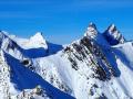 De gauche à droite : l'Aiguille du Goléon, la Pointe Salvador et les Aiguilles d'Arves