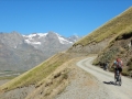 Longue remontée face au massif des Rousses