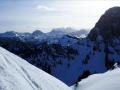 Tout au loin au centre : les Dents du Midi