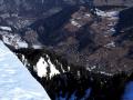 Le village d'Abondance au fond à gauche