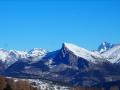 Au centre, le Pieroux et la montagne de Gigon