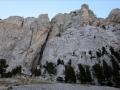 Versant nord du Mont-Aiguille avec la Tour des Gémeaux au dessus de nous