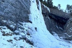 Echauffement dans le bas de Phisalie à l'abri d'éventuelles chutes de glaçons !