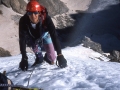 Le long de l'impressionnant sérac suspendu