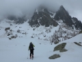 Traversée du vallon de la Madone de Fenestre sous le Caïre de la Madone