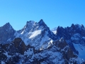 Le groupe de la Grande Ruine avec au fond, la Barre des Ecrins