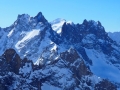 Le groupe de la Grande Ruine avec au fond, la Barre et le Dôme de Neige des Ecrins, l'Aile froide Occidentale et les Bans