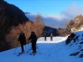 Sur la piste qui mène depuis Ancelle jusqu'au parking du hameau de Rouanne Haute