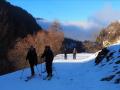 Sur la piste qui mène depuis Ancelle jusqu'au parking du hameau de Rouanne Haute