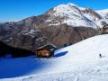 La cabane de la Haute Selle devant la Petite Autane