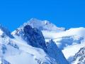 La Barre des Écrins (4102m) et le Dôme de Neige des Écrins (4015m)