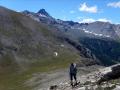 Remontée de la croupe qui mène au sommet