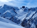 Au centre le sommet rocheux "le Rouchon" et à gauche la Pointe des Sagnes longues (3032m) que nous ferons lundi prochain