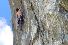 Clément dans Chalp ché dur - 8a+
