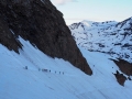 Dans la traversée très exposée en neige dure