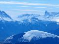 Au premier plan le Chauvet. Au second plan la montagne de Faraut à gauche et le  Pic et plateau de Bure à droite