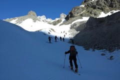On tourne à droite dans les canyons qui mènent à Adèle