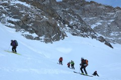 A l'aplomb de la face nord de la Meije