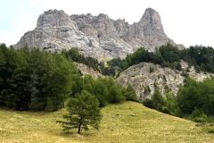 Tout à droite le sommet caractéristique de l'Aiguillette 
